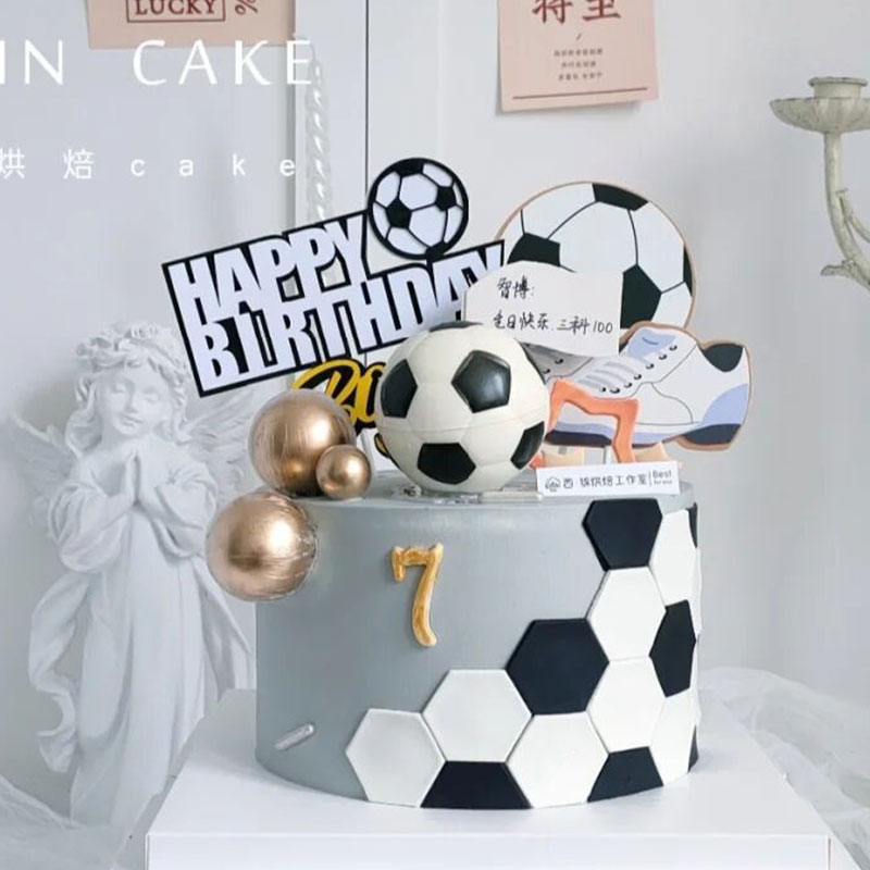 足球主题烘焙蛋糕装饰踢球小将足球小子摆件儿童生日派对球门插件