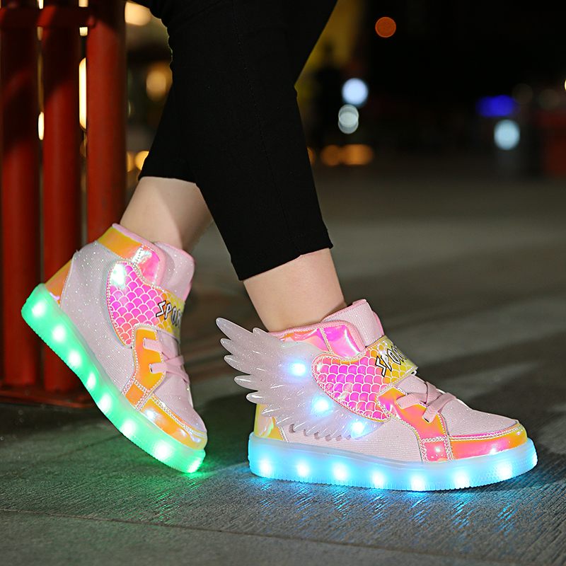 充电儿童灯鞋LED发光翅膀闪光七彩灯学生男童女童运动小白鞋板鞋