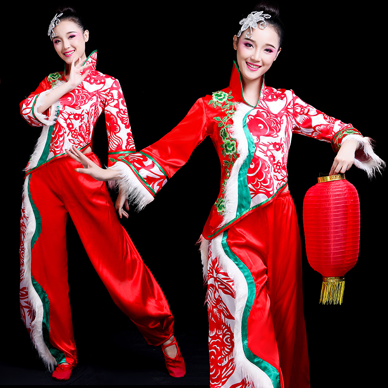 东北大秧歌服2024新款中国风打鼓服扇子舞红灯笼舞蹈服装演出服女