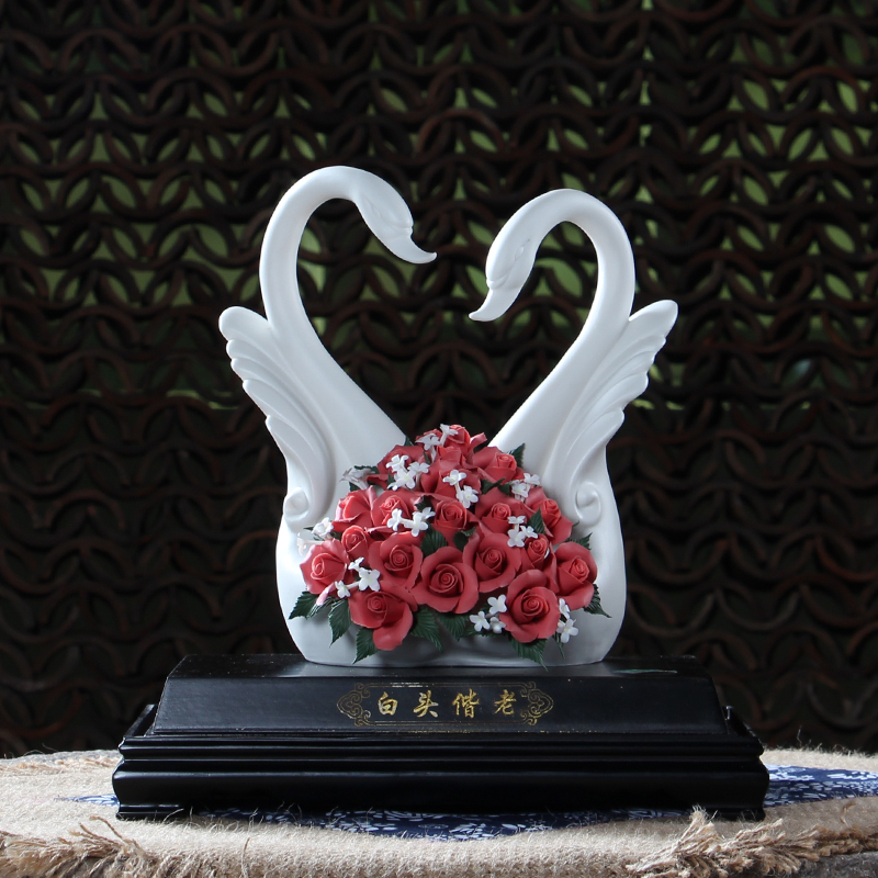 德化陶瓷雕塑艺术品 传统瓷花客厅装饰品摆件/白头偕老(心型19朵)
