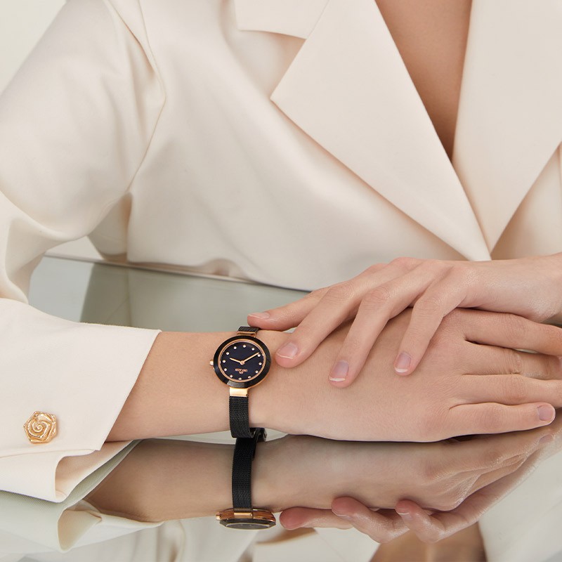 LA励柏艾顿极简贝母手表送女友礼物ins小众设计小表盘女表手表