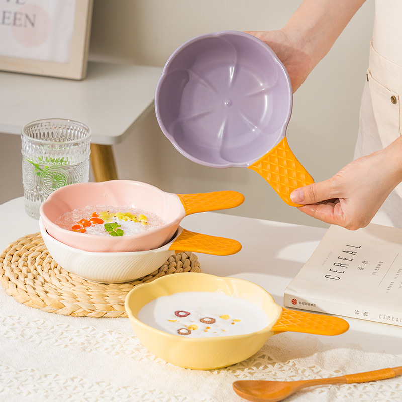 新品盛夏甜品碗不规则沙拉碗家用手柄汤碗网红陶瓷碗花型冰淇淋碗