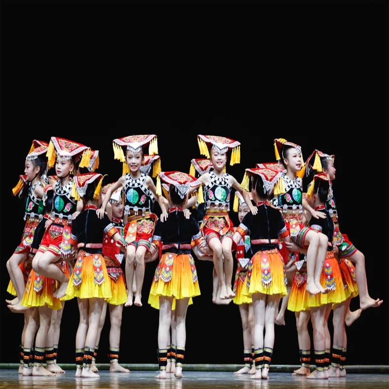 第十一届小荷风采瑶山趣娃儿童土家族少数民族舞蹈演出服苗族服装