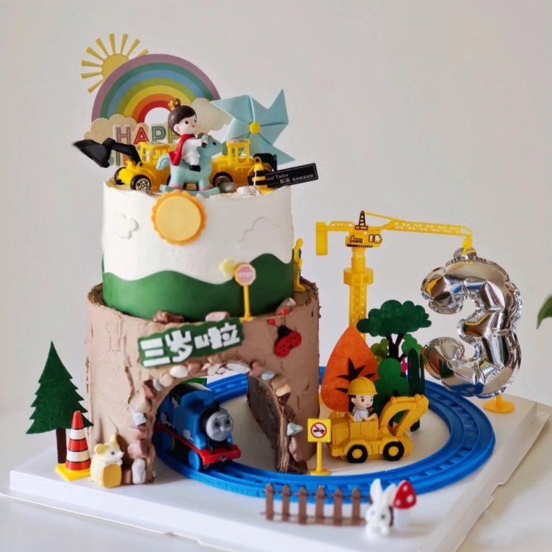 男孩生日蛋糕装饰回力车烘焙摆件小火车头过山洞玩具装备轨道套装