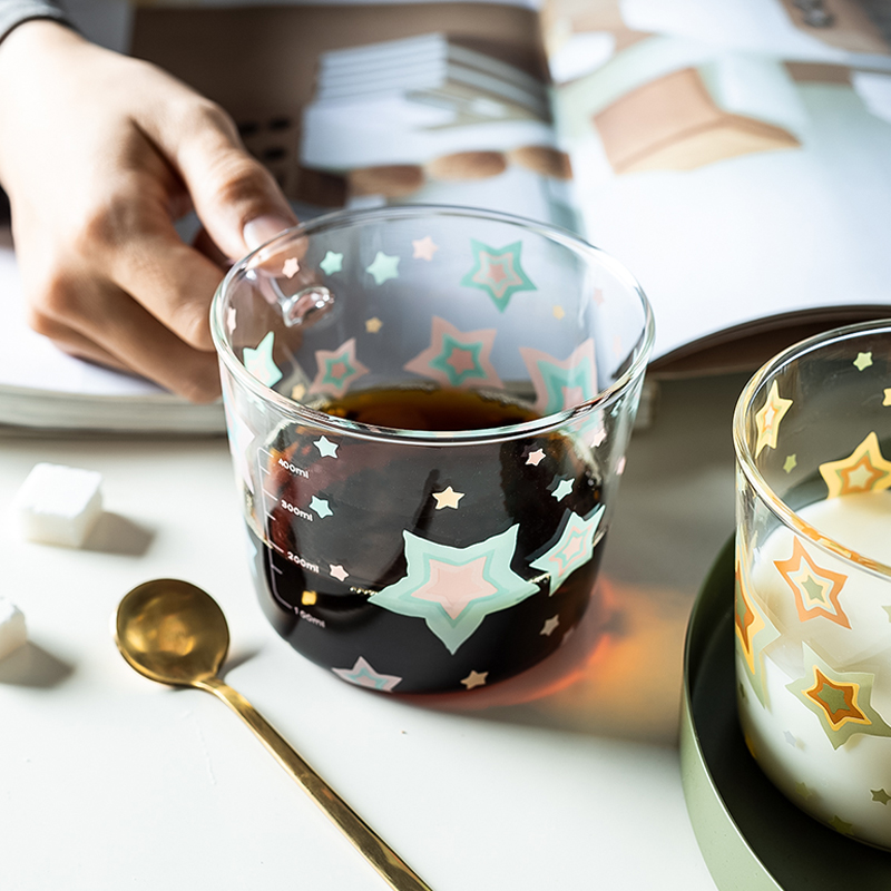 可爱 星星大容量带刻度玻璃杯家用牛奶杯高硼硅耐冷热水杯果汁茶