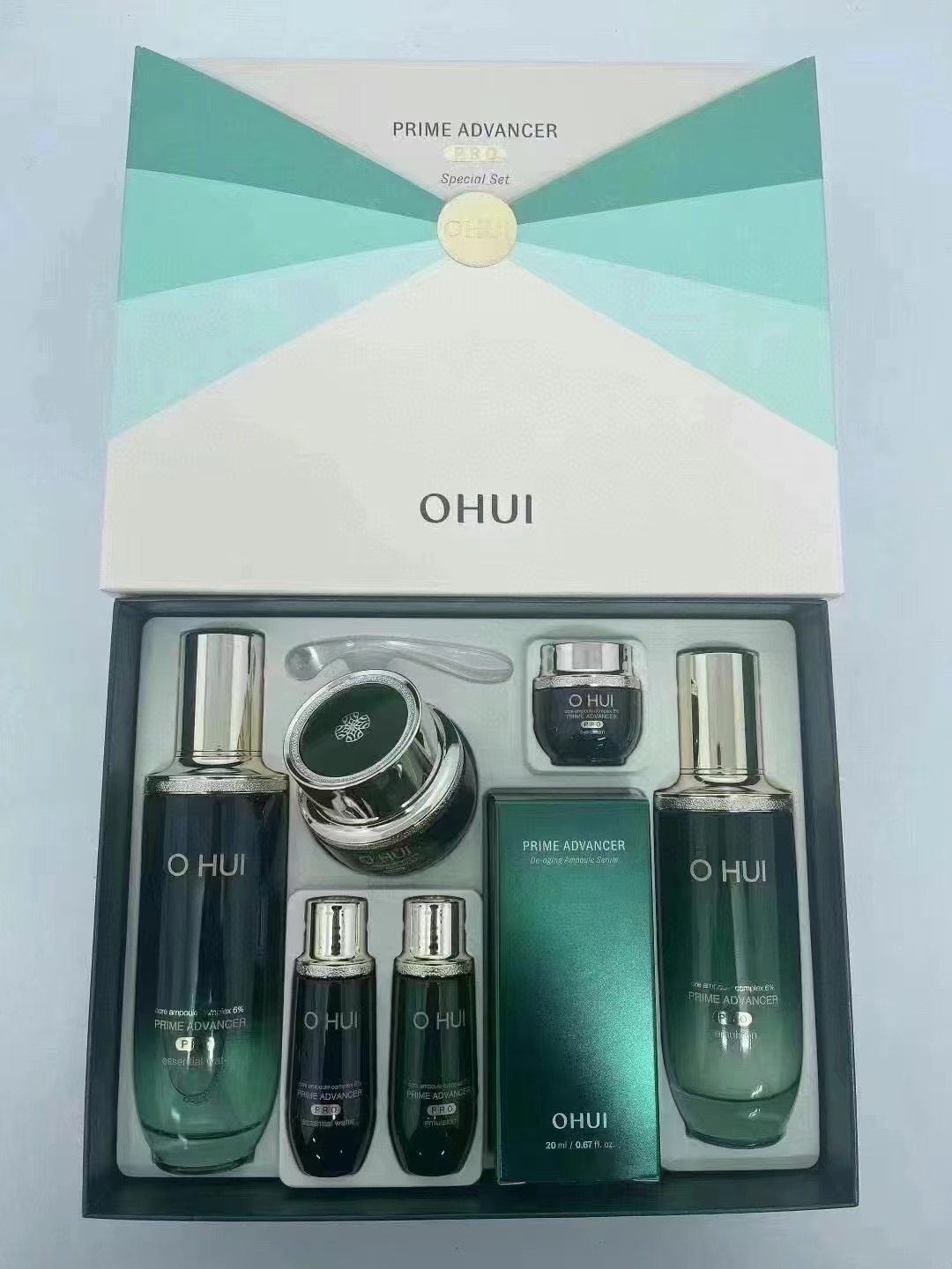 韩国本土专柜版 欧蕙 OHUI 小绿瓶 水乳霜 三件套