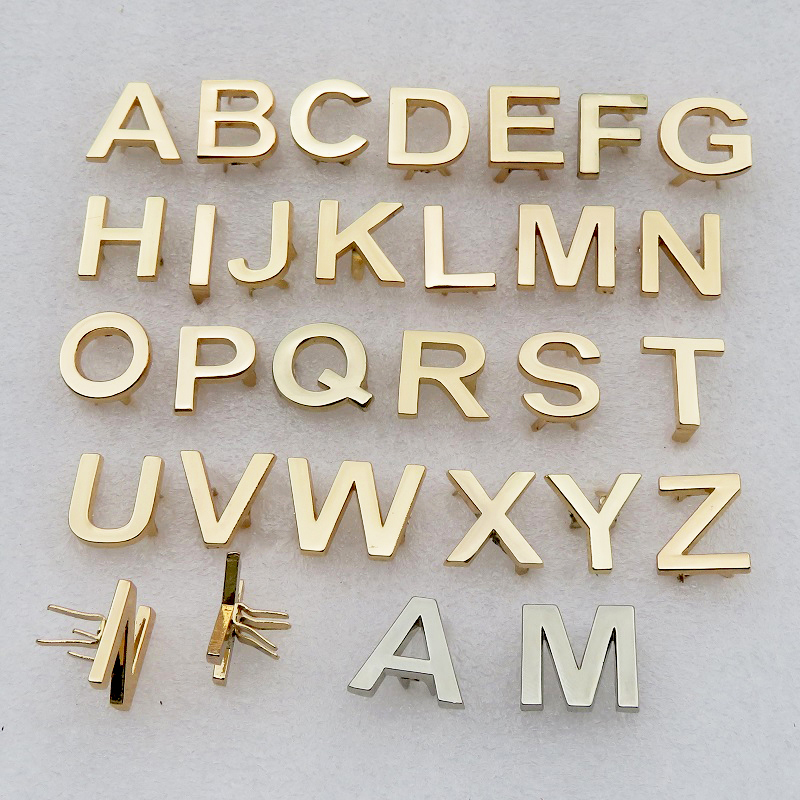 金色26个英文字母金属扣鞋扣包包服装金属拼音扣子DIY饰品配件
