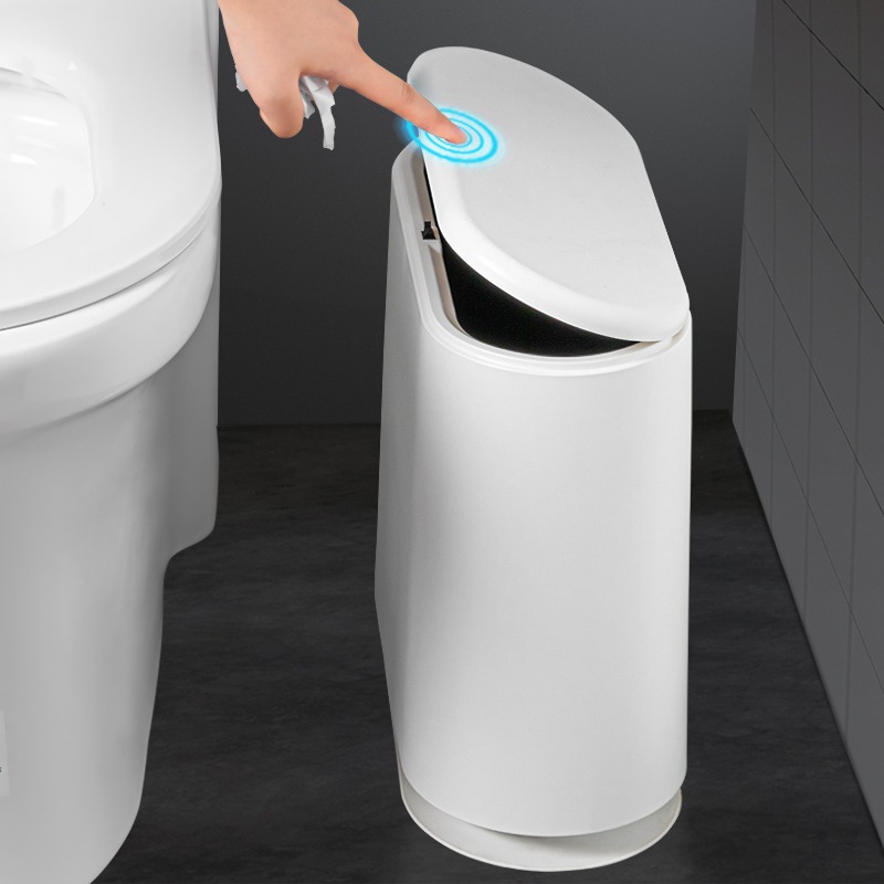 日本垃圾桶家用2023新款卫生间厕所专用桶夹缝带盖客厅轻奢高颜值