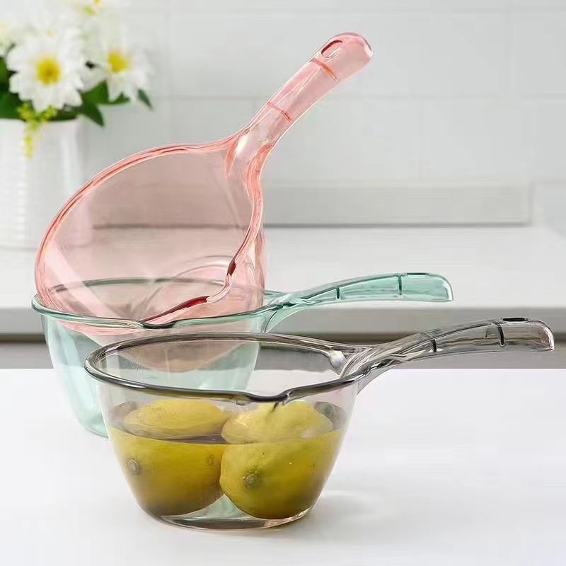 家用厨房摔不破水勺长柄塑料加深加厚大号创意透明舀水瓢洗头水舀