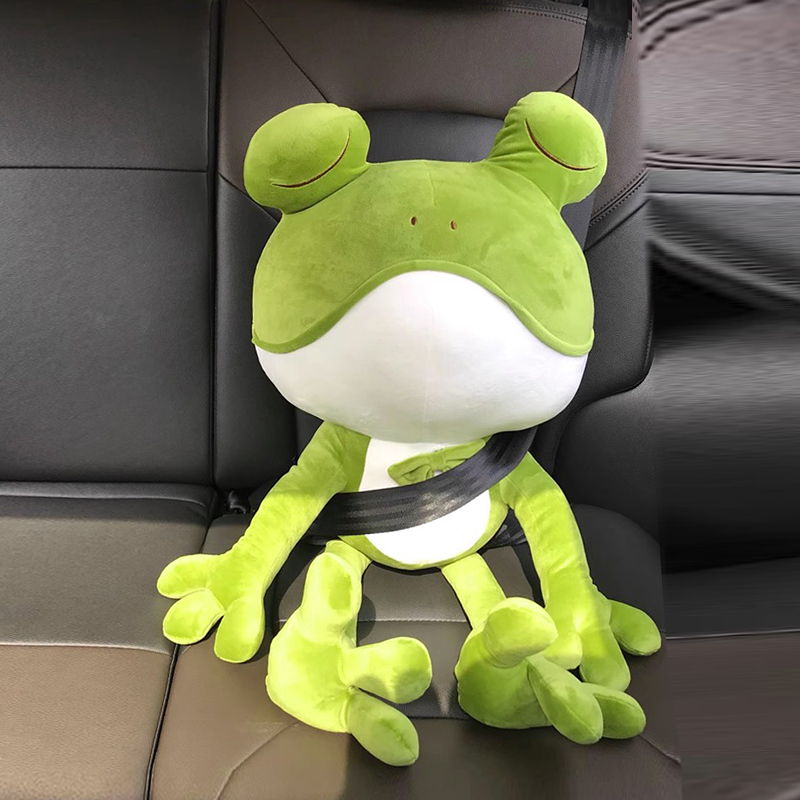 汽车用碳包青蛙公仔娃娃可爱车载后座抱枕女卡通竹炭包副驾驶玩偶