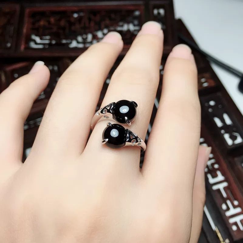 925纯银镶嵌黑色玛瑙戒指食指女时尚潮流饰品玉石戒指女可调节