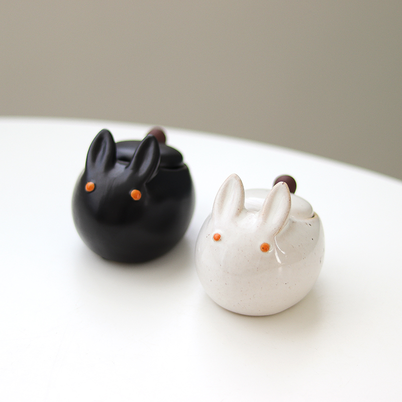 日式粗陶创意可爱兔子调味罐套装 复古做旧小巧盐罐带盖小勺 瑕疵