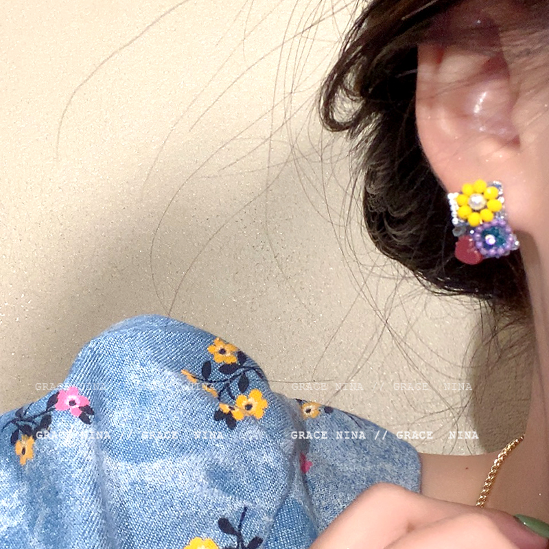 拼凑春日~复古雏菊方块耳环小众设计感高级ins耳钉女2024新款耳饰
