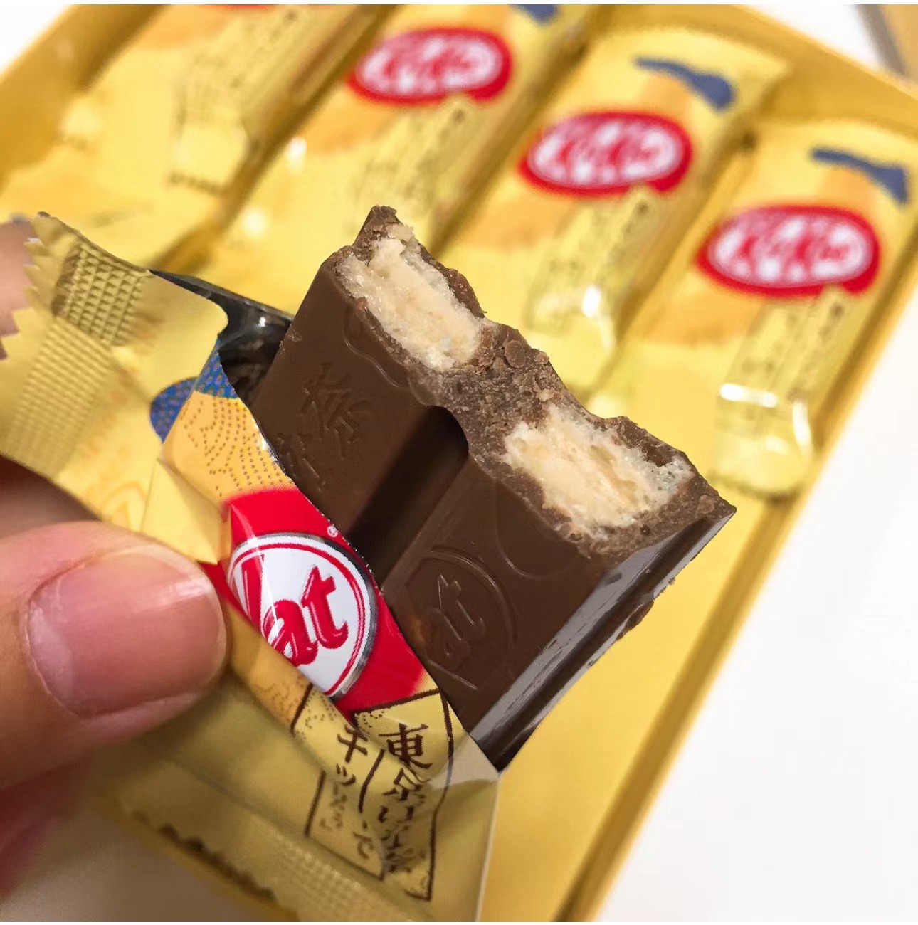 日本进口零食东京香蕉KitKat奇巧巧克力威化饼干伴手礼盒6枚 12枚