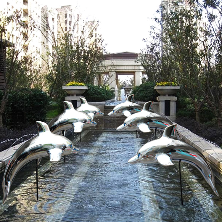 不锈钢海豚鲸鱼雕塑厂家定制订做花园林景观庭院公园水景水池造景