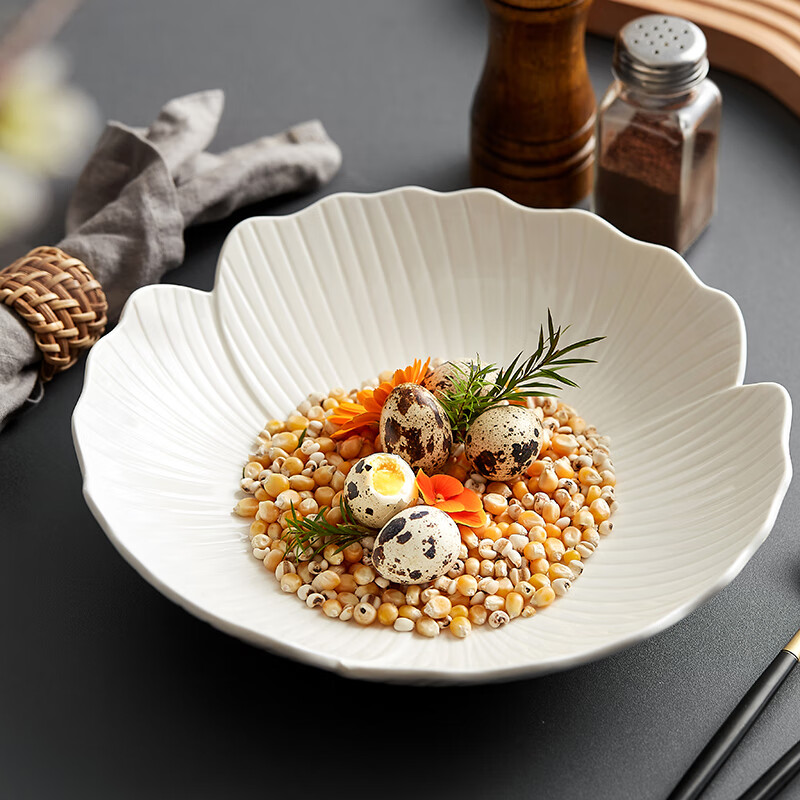 西餐盘家用大号汤盘高颜值轻奢陶瓷餐具高级感创意白色深盘沙拉碗