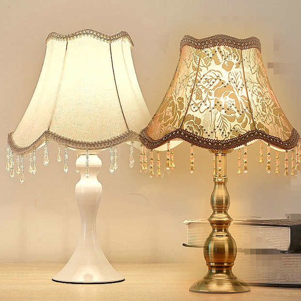 欧式卧室装饰婚房温馨复古台灯创意现代可调光智能无线遥控LED灯