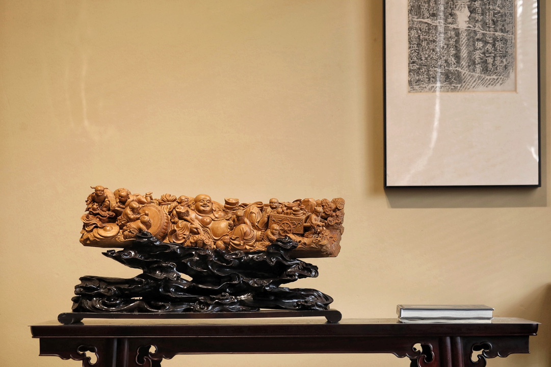 印度迈索尔老山檀香九子戏弥勒摆件整料纯手工雕刻制像文玩收藏品