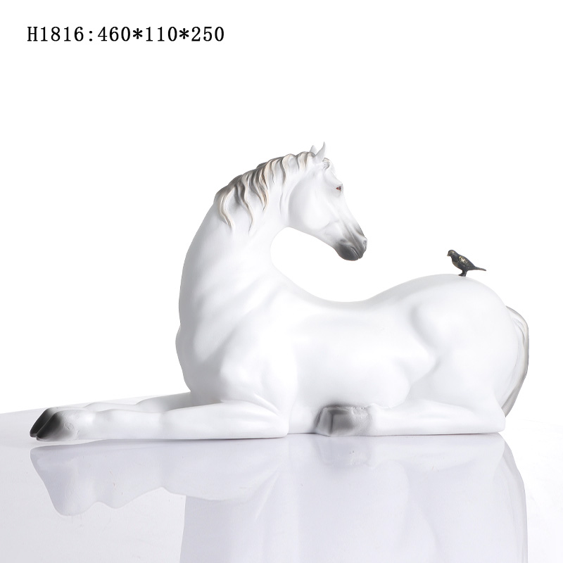 家居饰品创意动物桌面艺术摆件白马与鸟造型样板间客厅软装饰摆设