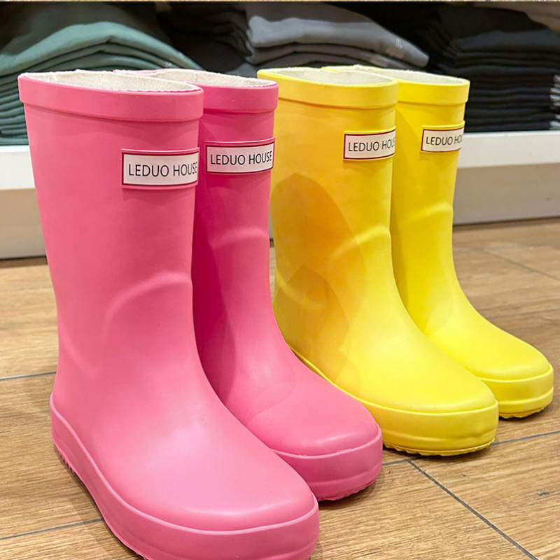 外贸韩国儿童雨鞋幼儿园童女童学生轻便中筒雨靴防滑中小童水鞋