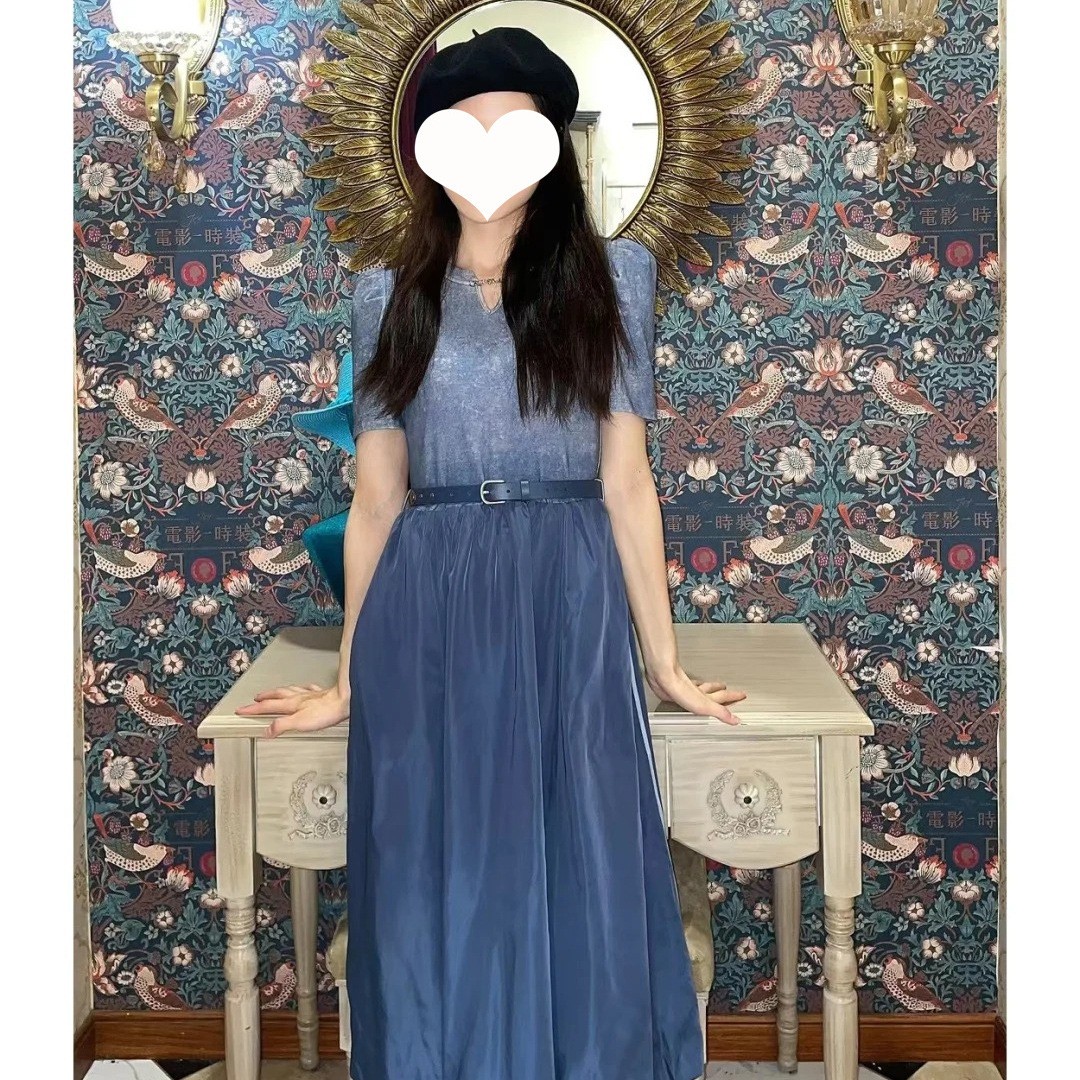 法式夏季新品高定渐变色连衣裙蓝色简约V领花苞度假旅游裙子