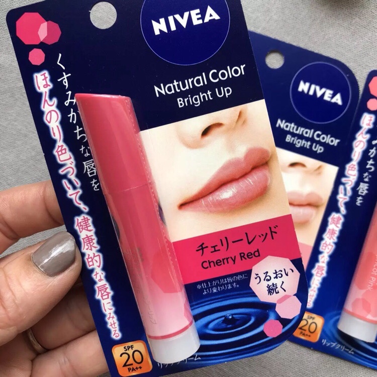 香港采购 妮维雅Nivea深层滋养有色高保湿润唇膏口红樱桃红