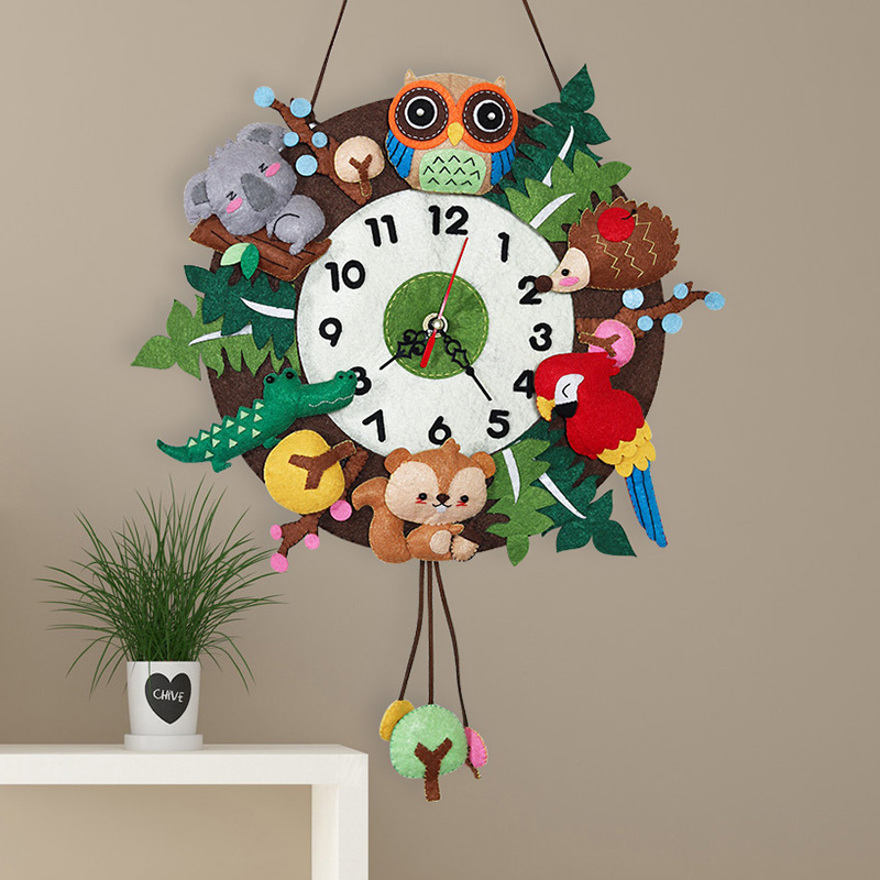 不织布森林挂钟儿童diy创意钟表手工布艺制作材料包卡通动物挂饰