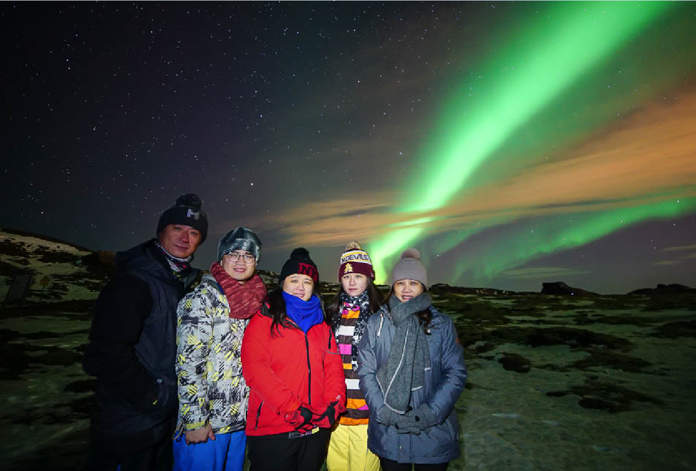 冰岛旅游北极光  蓝冰洞 黑沙滩 斯奈山半岛 瓦特纳冰川4天北欧游