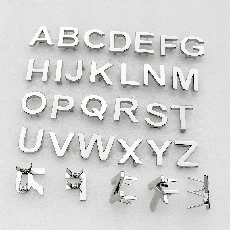 银白色26个英文字母金属鞋扣包服装金属拼音扣子DIY饰品爪子配件