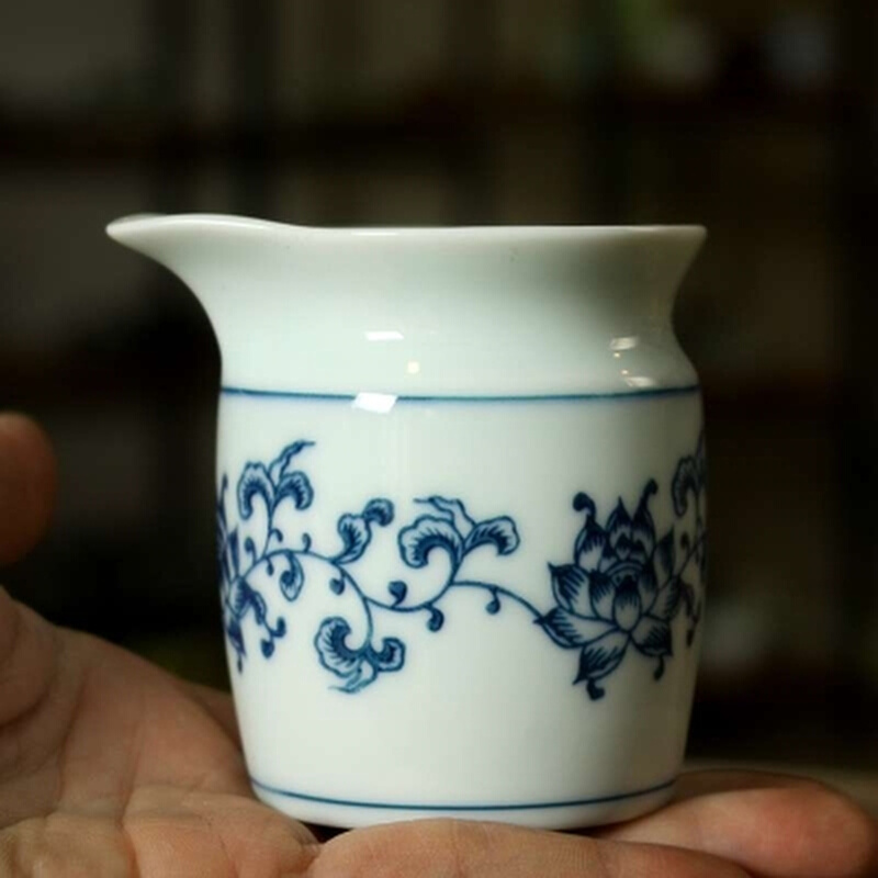 亦紫陶功夫茶具 茶海陶瓷 手工手绘青花瓷公道杯 分茶器 直身茶海