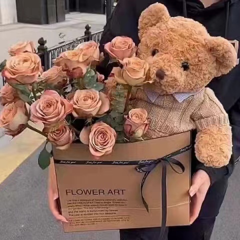小熊玩偶卡布奇诺永生花花束玫瑰仿真花成品生日礼物送女生男朋友