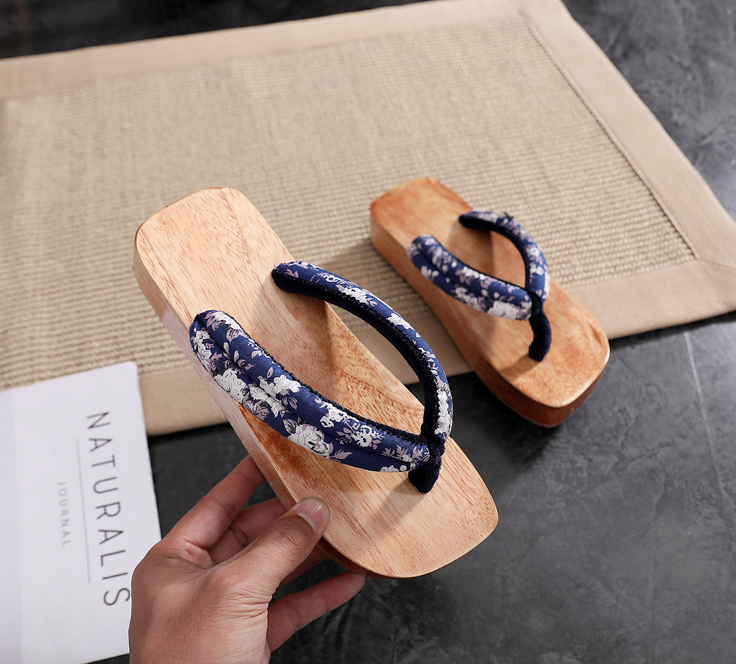 2020 夏季日式木屐 高跟木鞋 舟形实木拖鞋 女式人字拖包邮