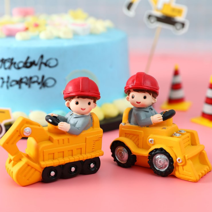 生日蛋糕装饰摆件汽车挖土机烘焙插件家居车载用品创意可爱玩具
