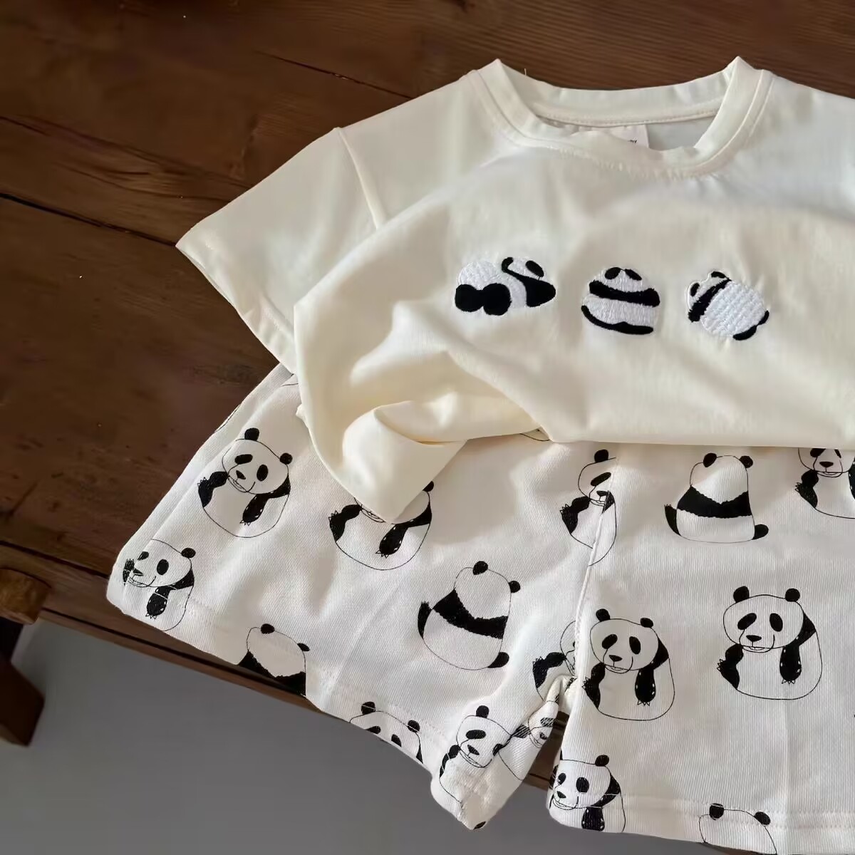 儿童套装夏季2023新款男女童熊猫短袖T恤宝宝夏装休闲满印短裤潮