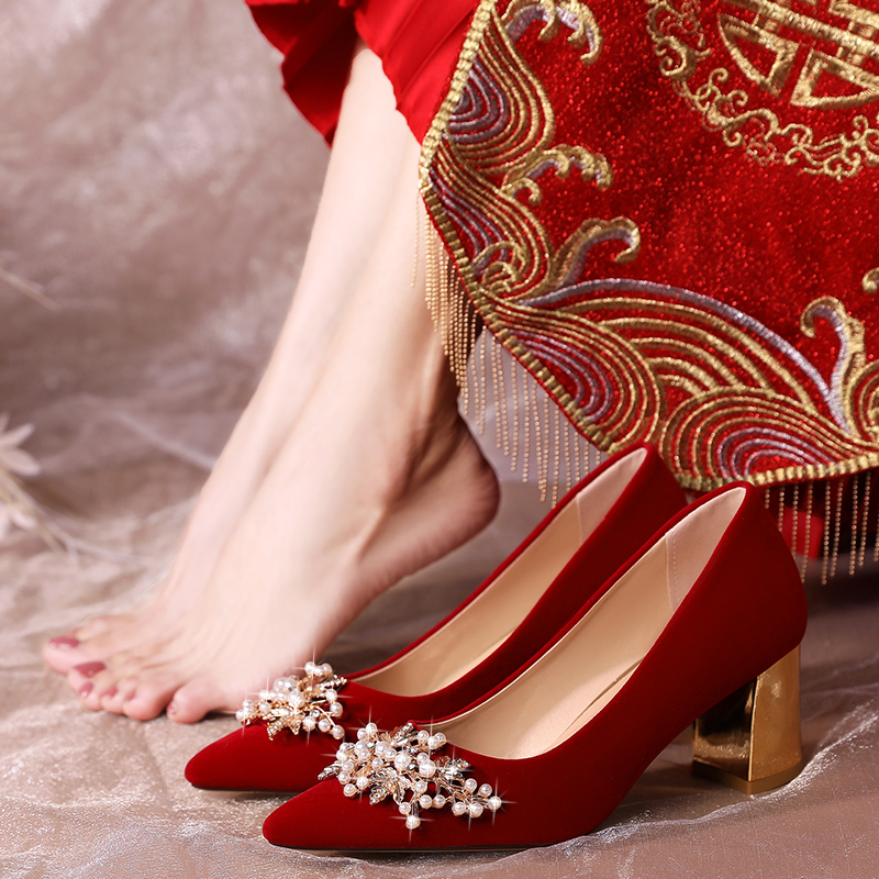 婚鞋女红色粗跟新娘鞋秀禾婚纱两穿中式低跟孕妇平底结婚鞋不累脚