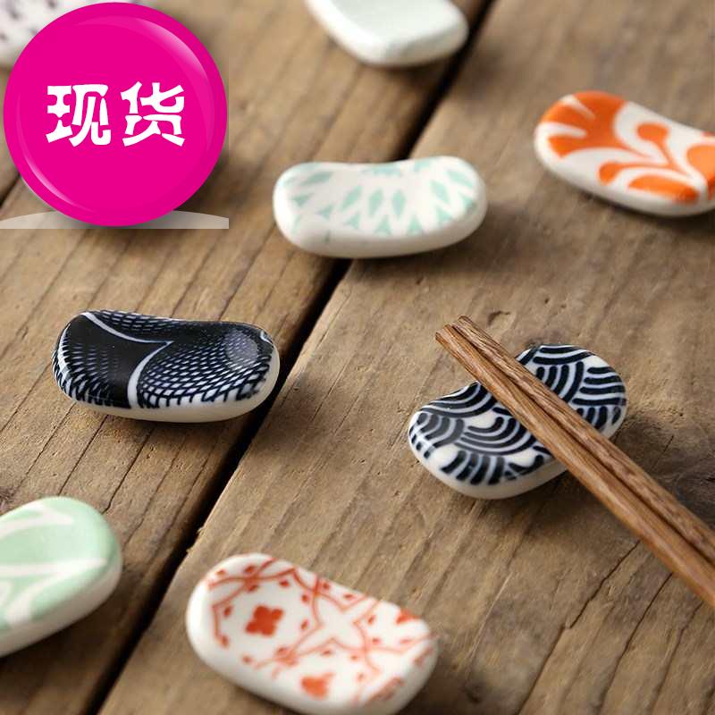 放筷子神器歺桌日式7筷架餐具架创意厨房用品筷托和风陶瓷置物架