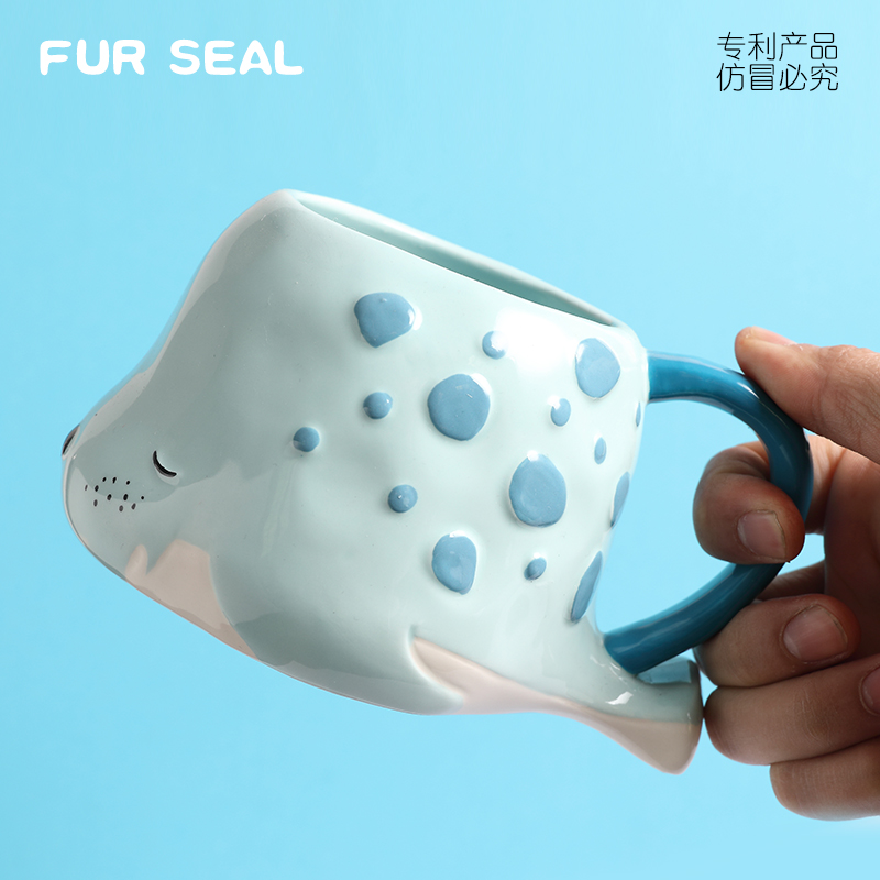 小马行空海洋动物马克杯带盖创意设计感陶瓷水杯子女可爱ins风