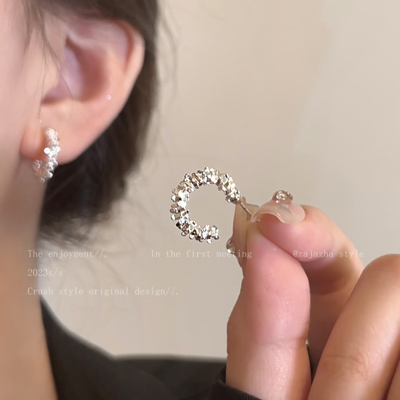 碎银子耳钉女小众设计轻奢高级感耳环耳圈2024新款爆款气质耳饰品