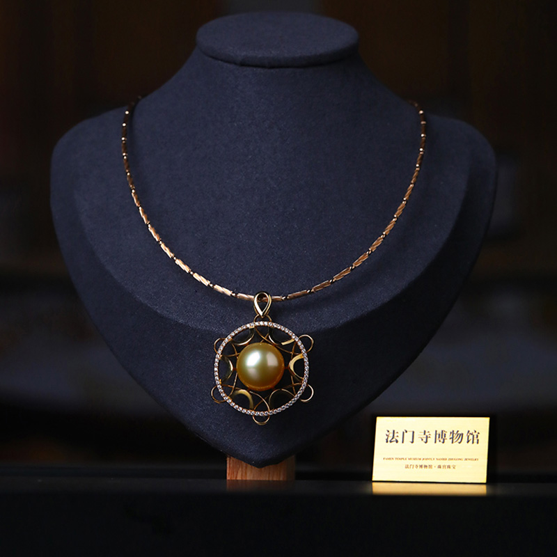 珠宫×法门寺博物馆 藏品级高货南洋金吊坠珍珠高定设计款