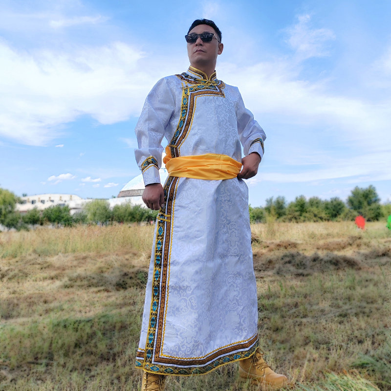新款男士蒙古袍长款传统缎面蒙古服饰秋季民族舞蹈演出服装男款
