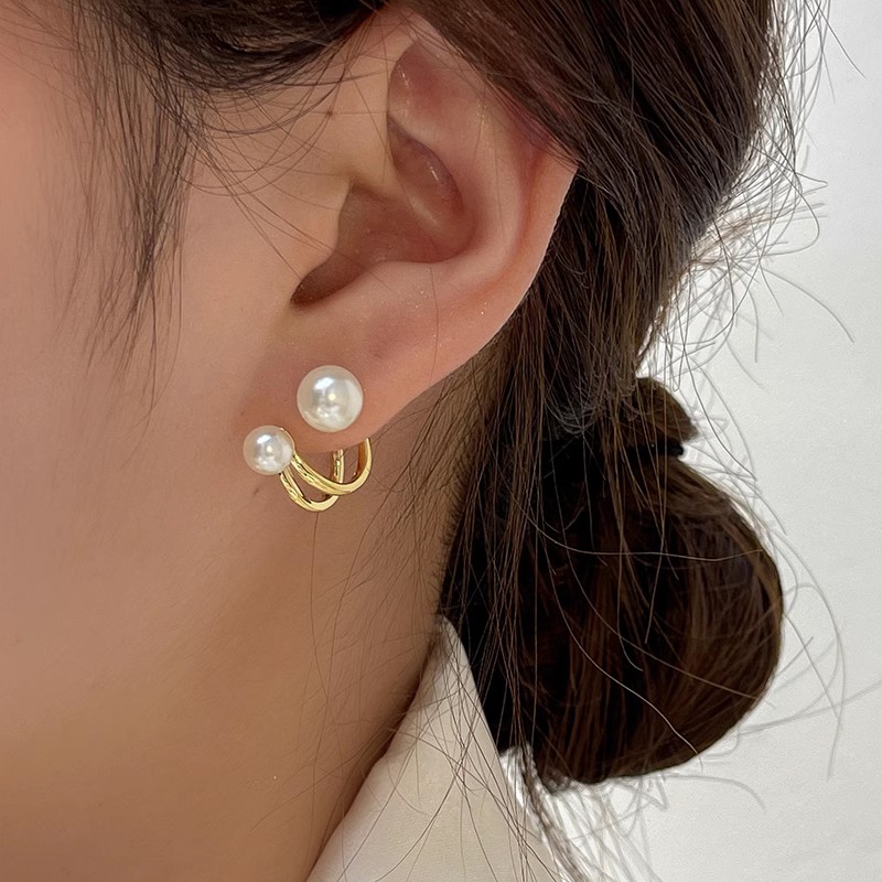 一款两戴珍珠耳环女设计感简约耳钉百搭个性法式复古气质耳饰新款