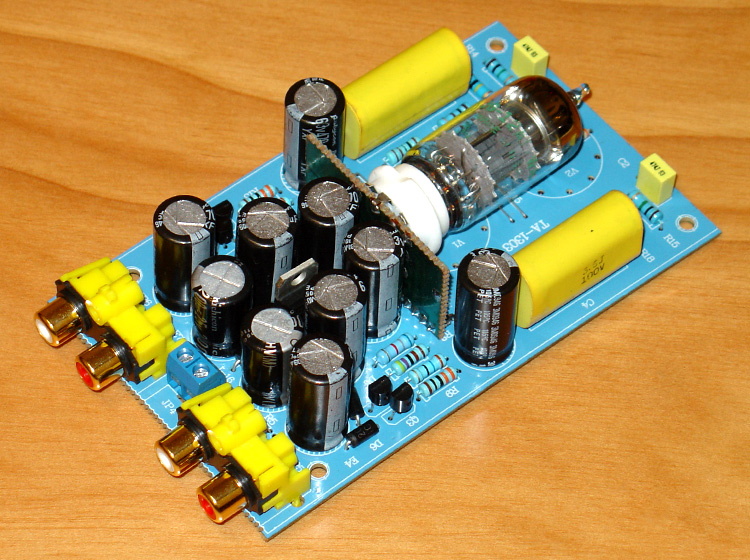 参考英国音乐传真DX-10设计的12AX7电子管胆缓冲前级板数码润声器