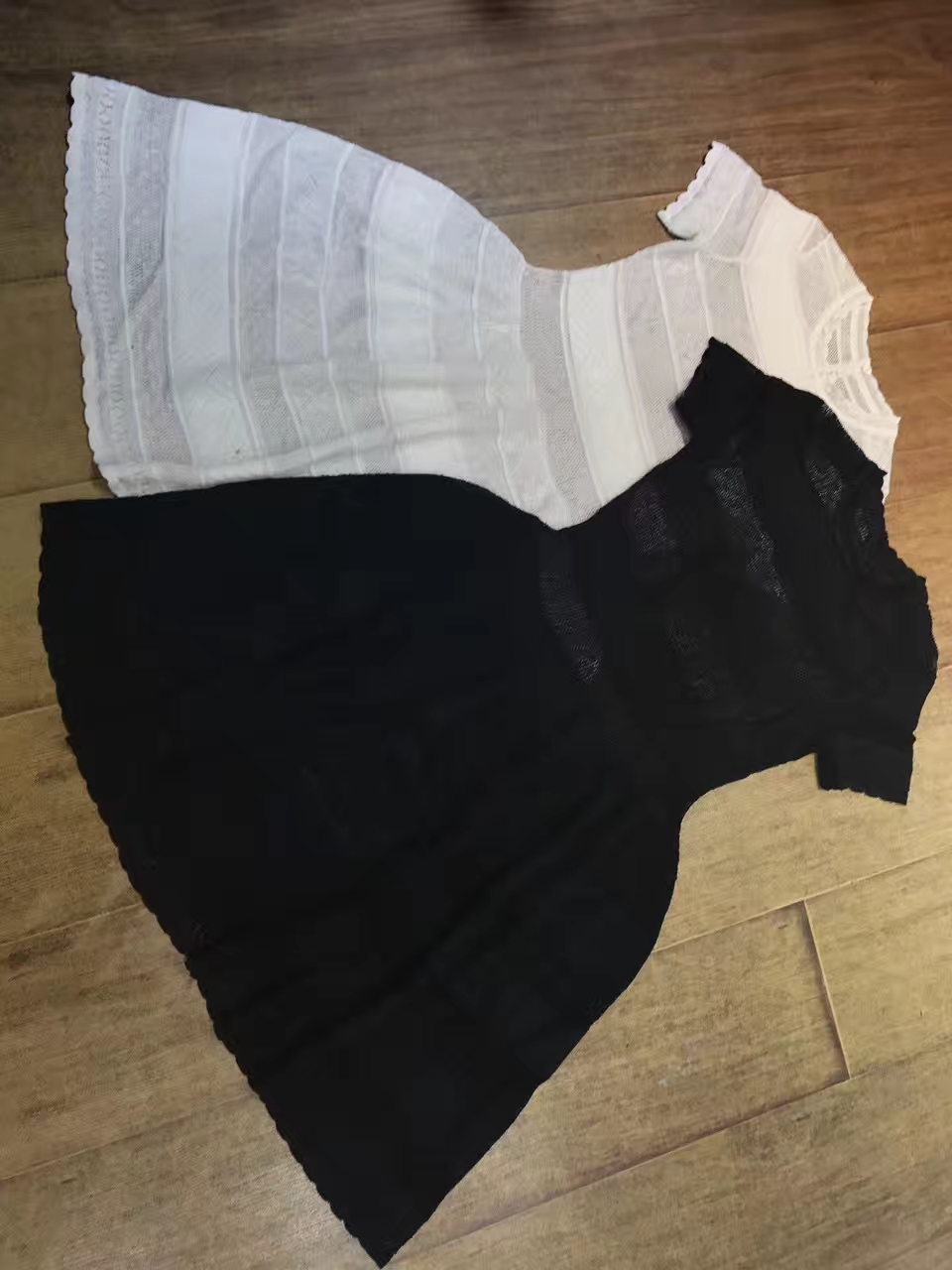新款针织连衣裙两件套 收腰设计 黑白色 美guzhu