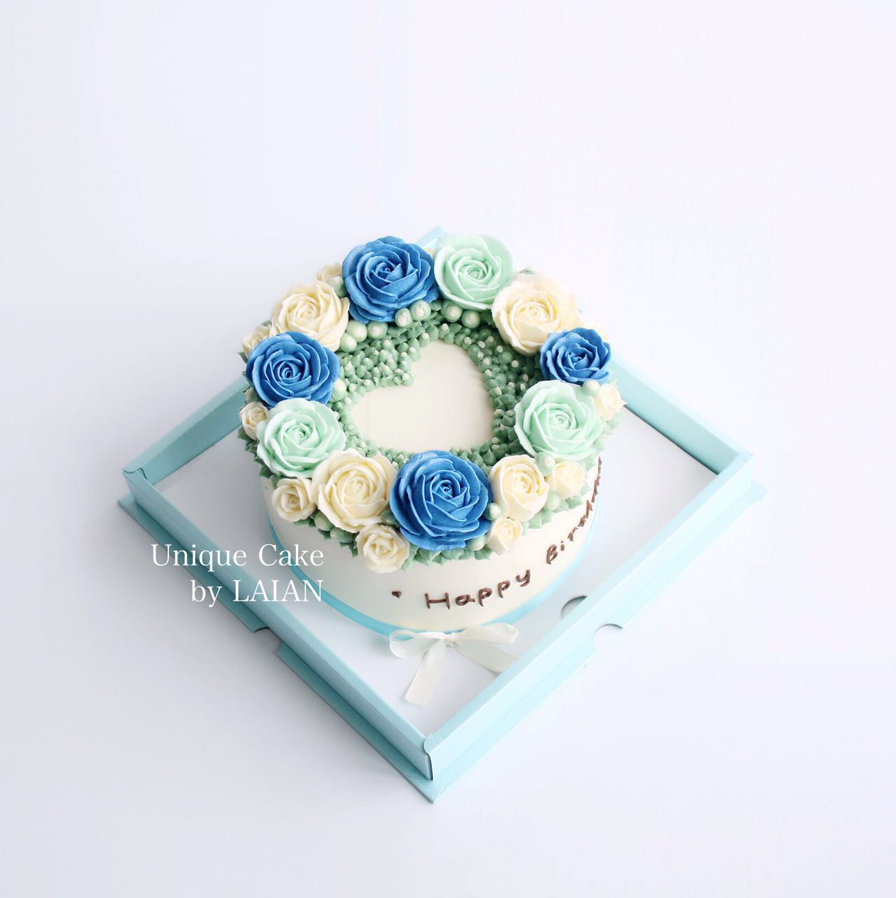 蛋糕快递配送 昆明生日蛋糕配送 生日蛋糕送货--蓝色爱心韩式裱花