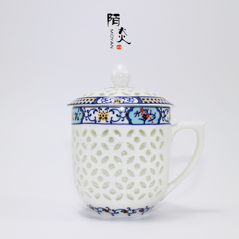 陌炎青花玲珑镂空陶瓷个人杯办公室瓷杯带盖老板水杯泡茶杯TF3447